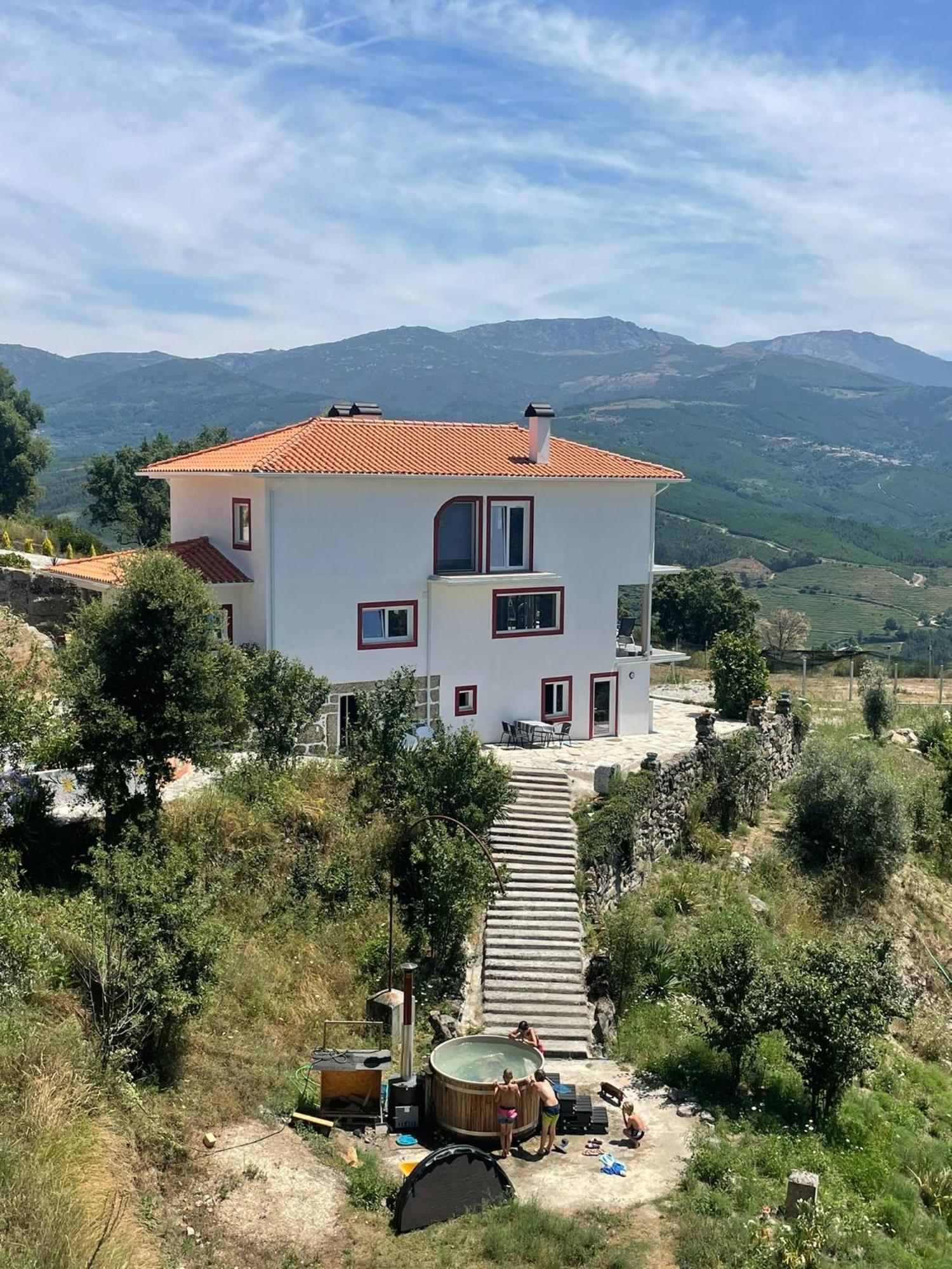 Monkey Tiny Barnhouse With Amazing Views! Folhadosa Exterior foto