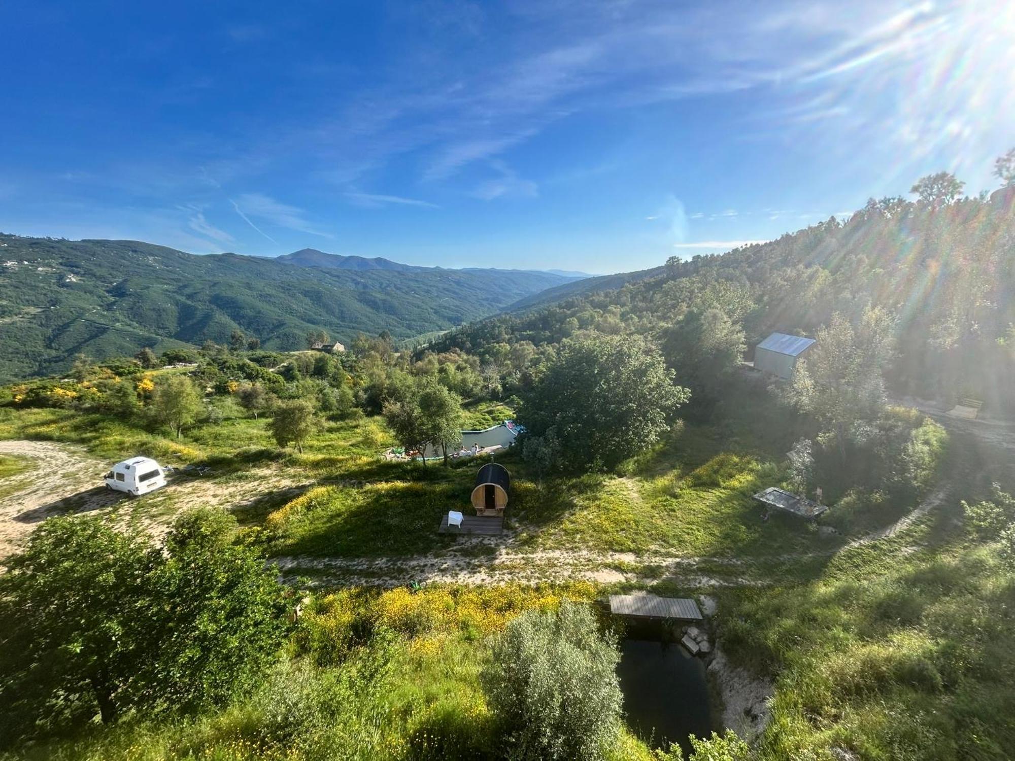Monkey Tiny Barnhouse With Amazing Views! Folhadosa Exterior foto