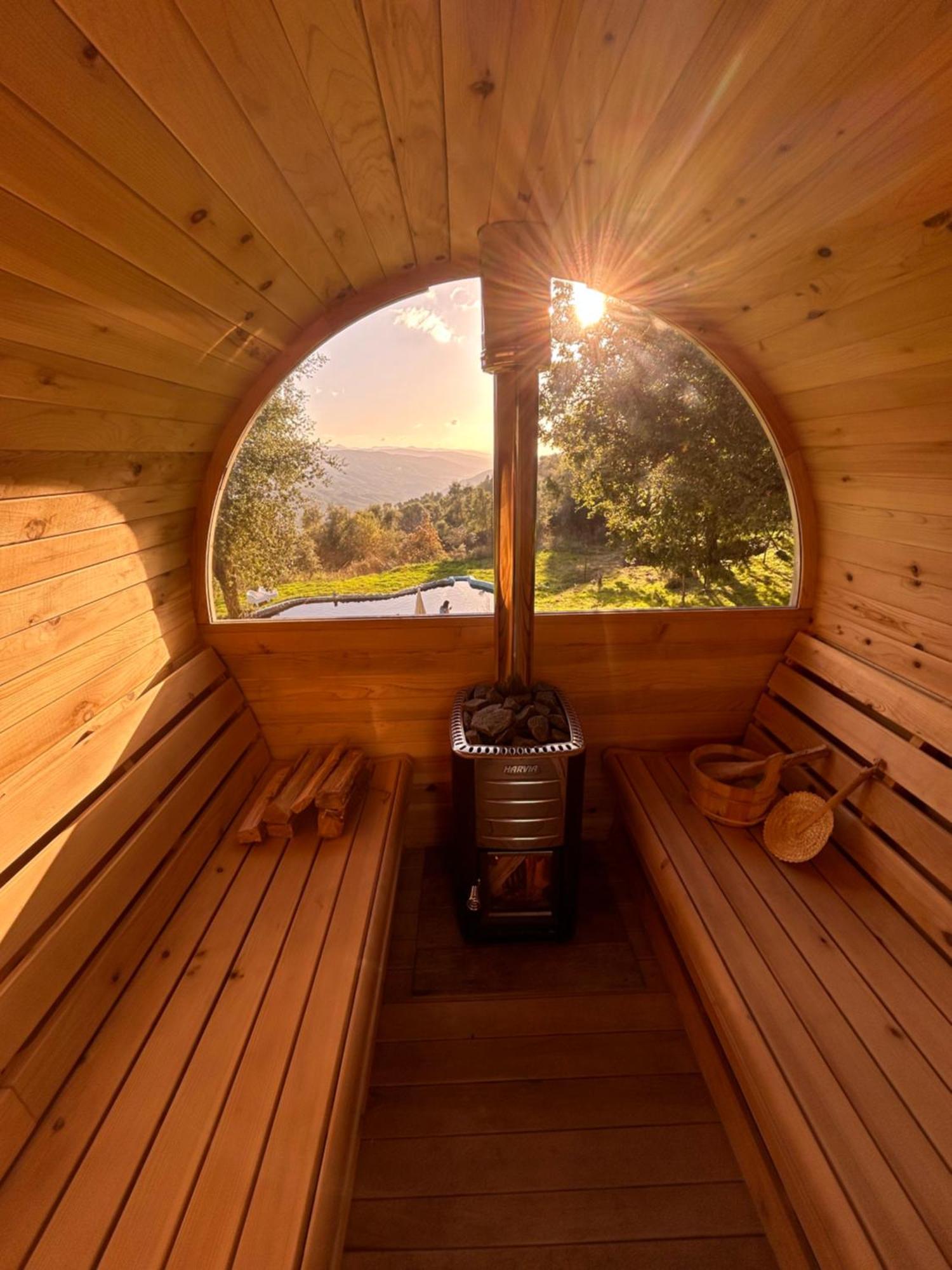 Monkey Tiny Barnhouse With Amazing Views! Folhadosa Exterior foto